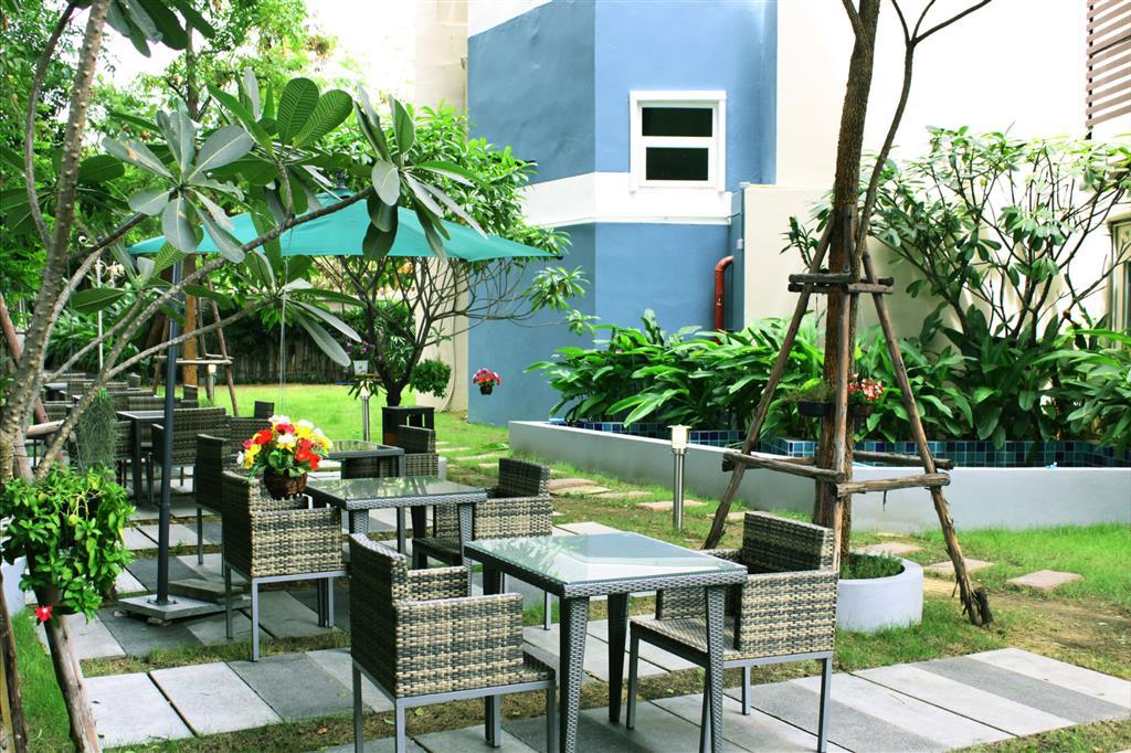 Klassique Sukhumvit Banguecoque Exterior foto